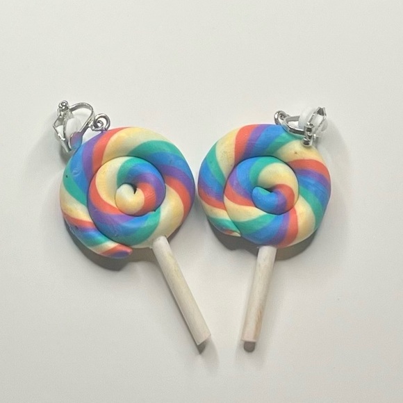 Fun, silly and creative clip on earrings for kids! + earring organizer - Picture 6 of 8